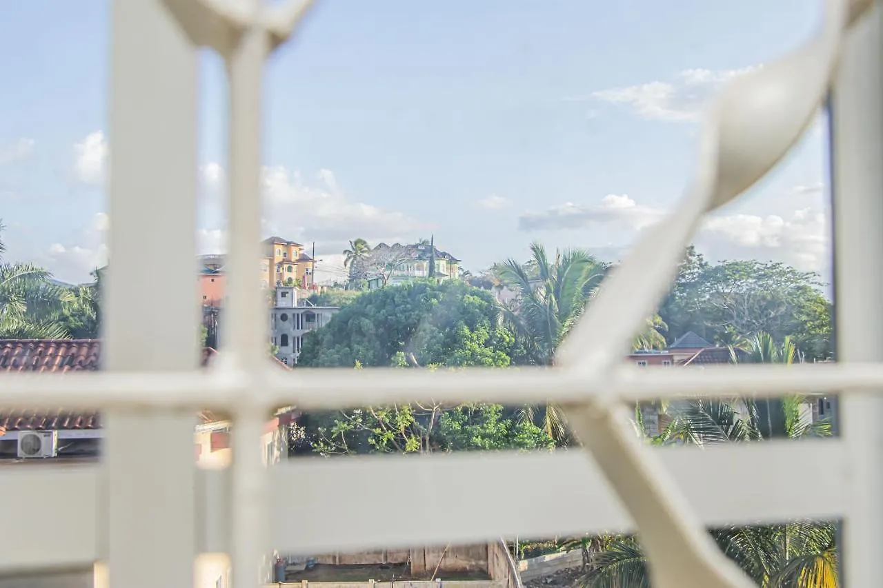 Carnation 156 Apartment Montego Bay